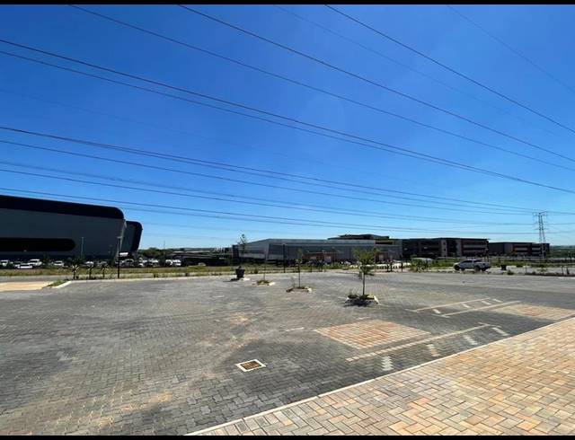 INDUSTRIAL PROPERTY TO RENT IN ECO PARK ESTATE